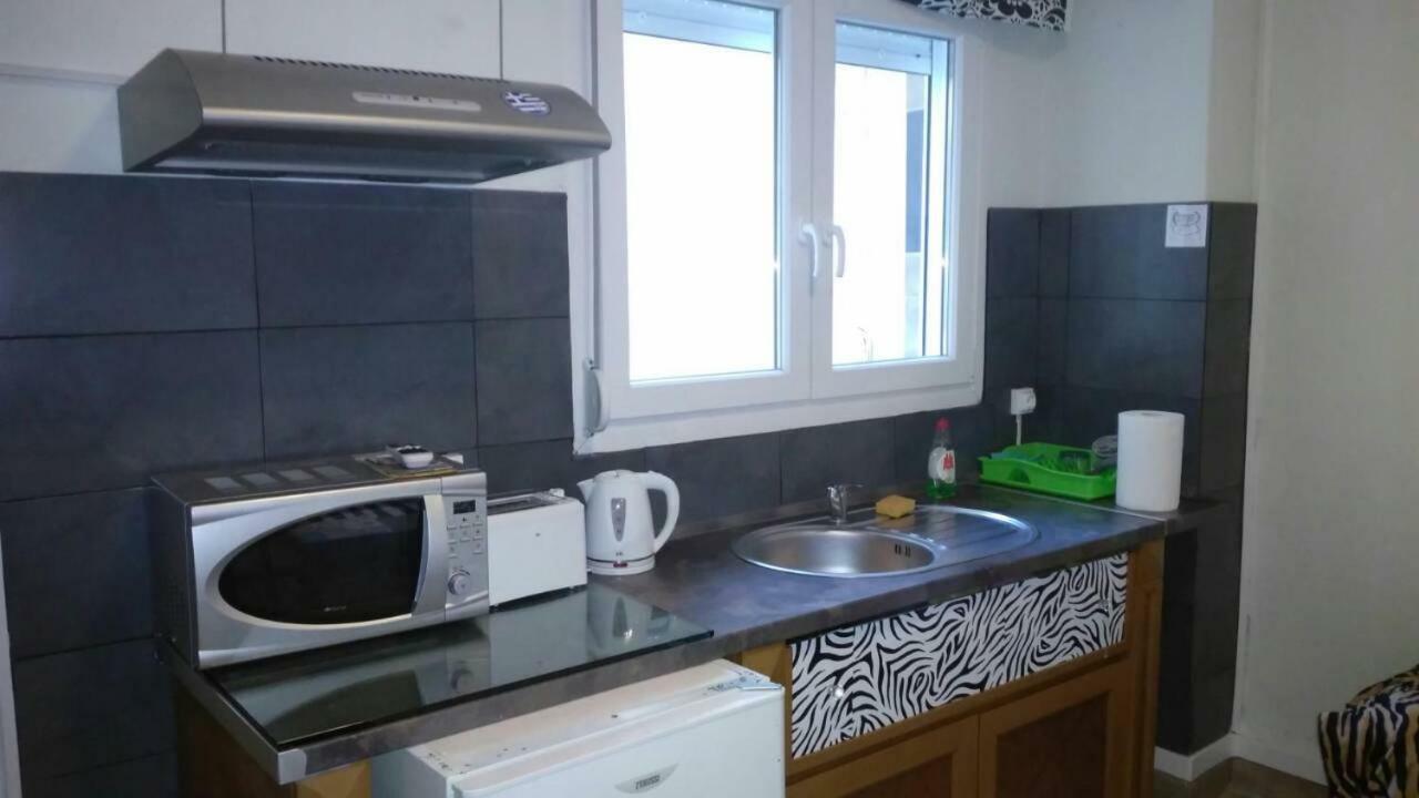 Prime Location Bright Studio City Center Super 5G Wifi 200Mbps With32"Tv 테살로니키 외부 사진